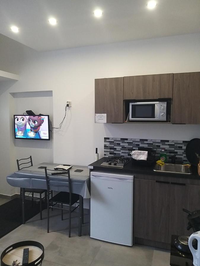 Le Studio Elegance Du Centre Oyonnax Luaran gambar